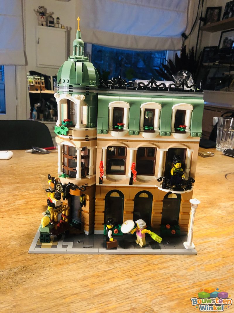 LEGO Creator Expert Boetiekhotel - 10297 gebouwd door klant — Creator Expert / Icons