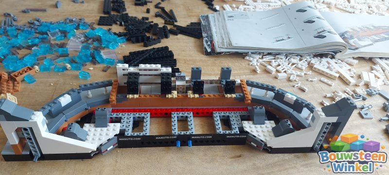 LEGO Creator Expert Old Trafford - Manchester United - 10272 gebouwd door klant — Creator Expert / Icons
