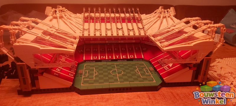 LEGO Creator Expert Old Trafford - Manchester United - 10272 gebouwd door klant — Creator Expert / Icons