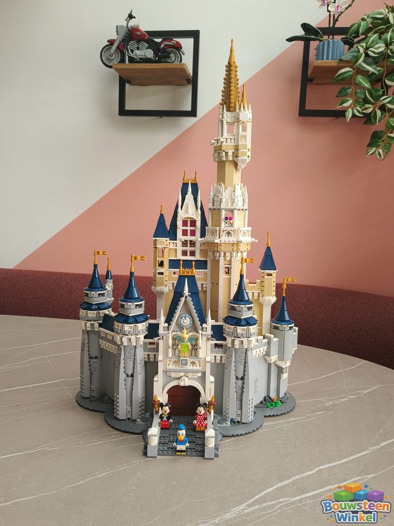 LEGO Disney Castle - 71040 gebouwd door klant — Ninjago / Mario