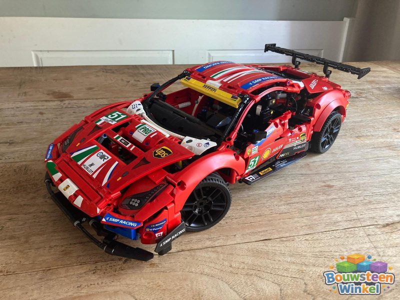 LEGO Technic Ferrari 488 GTE AF Corse #51 - 42125 gebouwd door klant — Technic