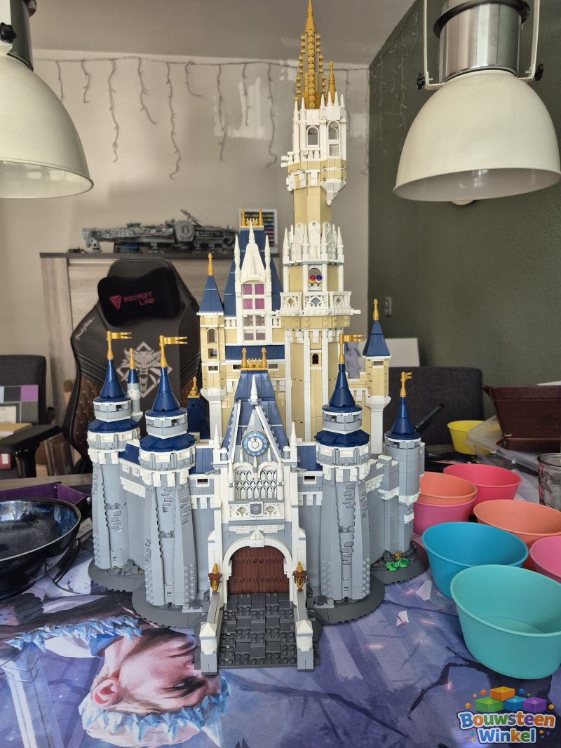 LEGO Disney Castle - 71040 gebouwd door klant — Ninjago / Mario
