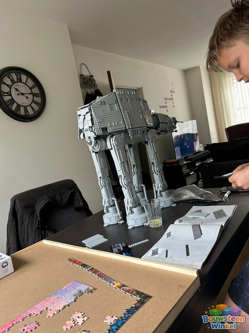 LEGO Star Wars AT-AT - 75313 gebouwd door klant — Star Wars