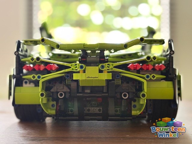 LEGO Technic Lamborghini Sian FKP 37 - 42115 gebouwd door klant — Technic