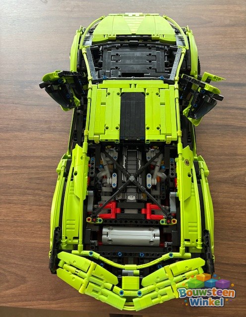 LEGO Technic Lamborghini Sian FKP 37 - 42115 gebouwd door klant — Technic