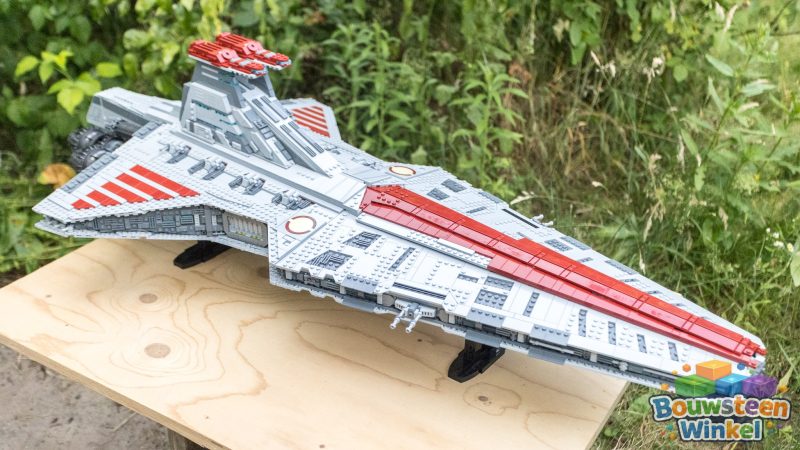 LEGO Star Wars Venator-class Republic Attack Cruiser - 75367 gebouwd door klant — Star Wars