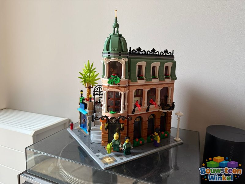 LEGO Creator Expert Boetiekhotel - 10297 gebouwd door klant — Creator Expert / Icons