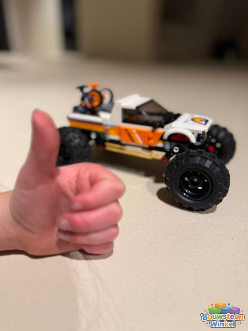 LEGO City 4x4 Terreinwagen avonturen - 60387 gebouwd door klant — City
