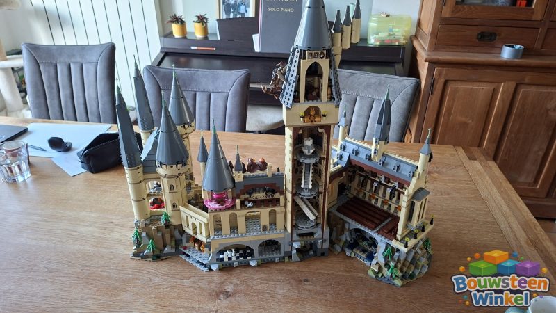 LEGO Harry Potter Kasteel Zweinstein - 71043 gebouwd door klant — Ninjago / Mario